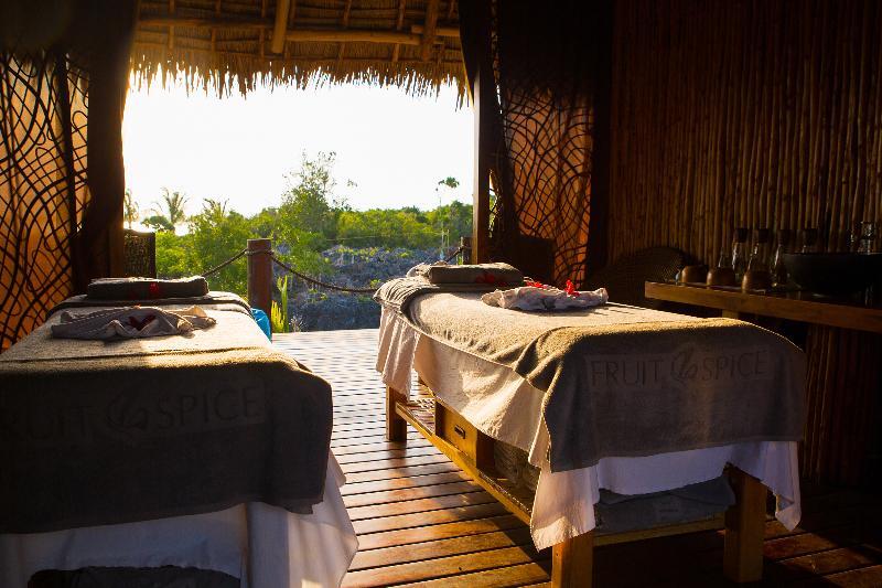 Fruit And Spice Wellness Resort Kizimkazi Luaran gambar